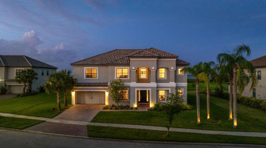 KISSIMMEE, Florida 34746, 6 Bedrooms Bedrooms, ,4 BathroomsBathrooms,Residential,For Sale,GATEWAY,MFRO6316832
