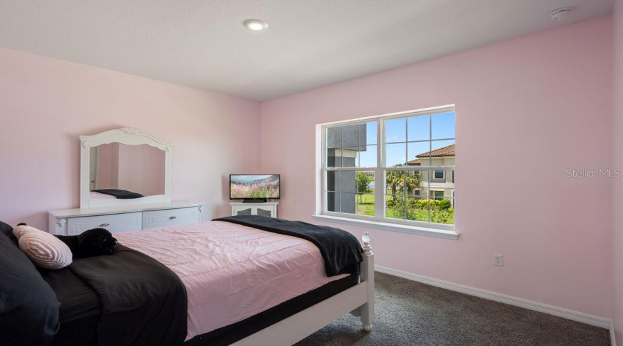 KISSIMMEE, Florida 34746, 6 Bedrooms Bedrooms, ,4 BathroomsBathrooms,Residential,For Sale,GATEWAY,MFRO6316832