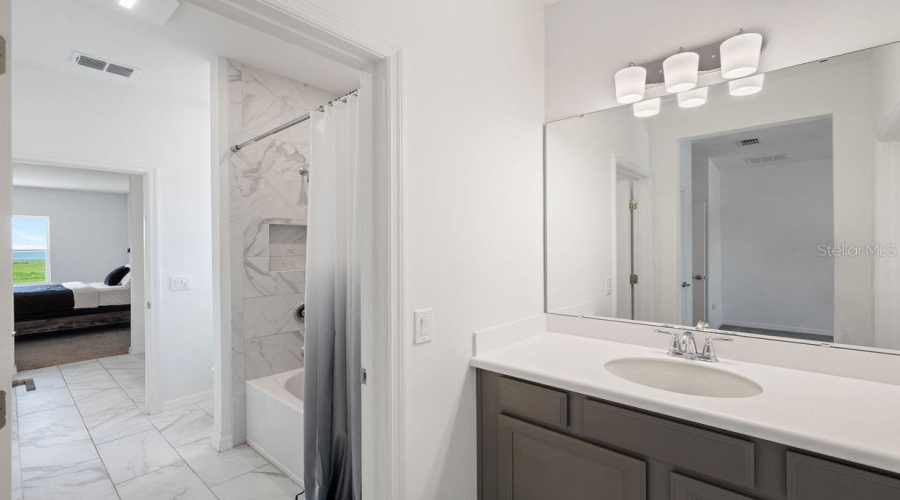 KISSIMMEE, Florida 34746, 6 Bedrooms Bedrooms, ,4 BathroomsBathrooms,Residential,For Sale,GATEWAY,MFRO6316832