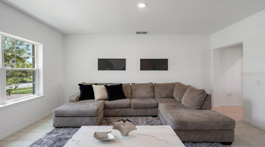 KISSIMMEE, Florida 34746, 6 Bedrooms Bedrooms, ,4 BathroomsBathrooms,Residential,For Sale,GATEWAY,MFRO6316832