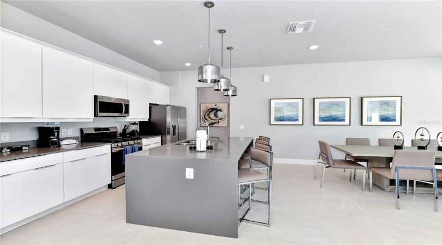 Modern kitchen