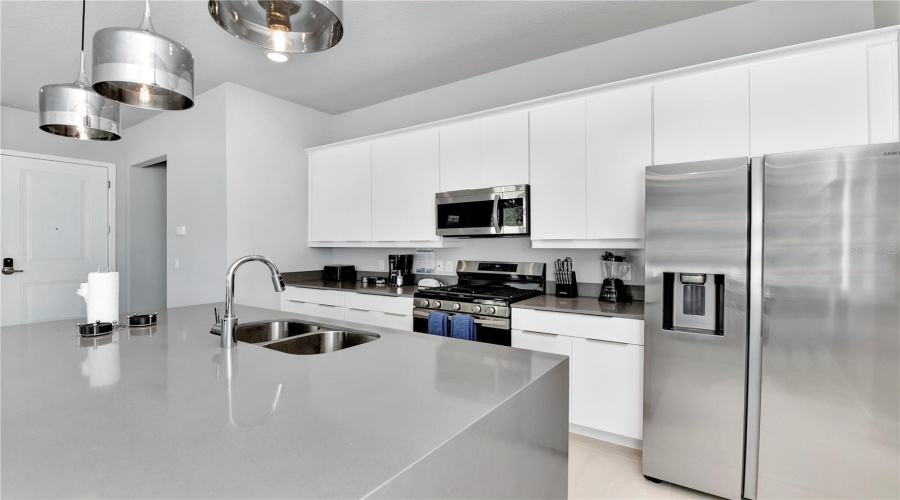 Modern kitchen