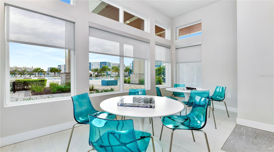 Clubhouse: Resort-style clubhouse