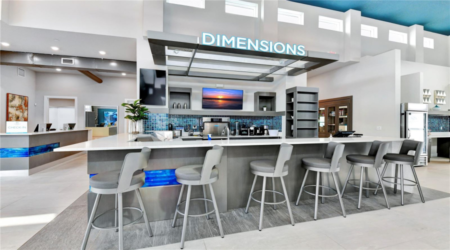 Clubhouse: Resort-style clubhouse