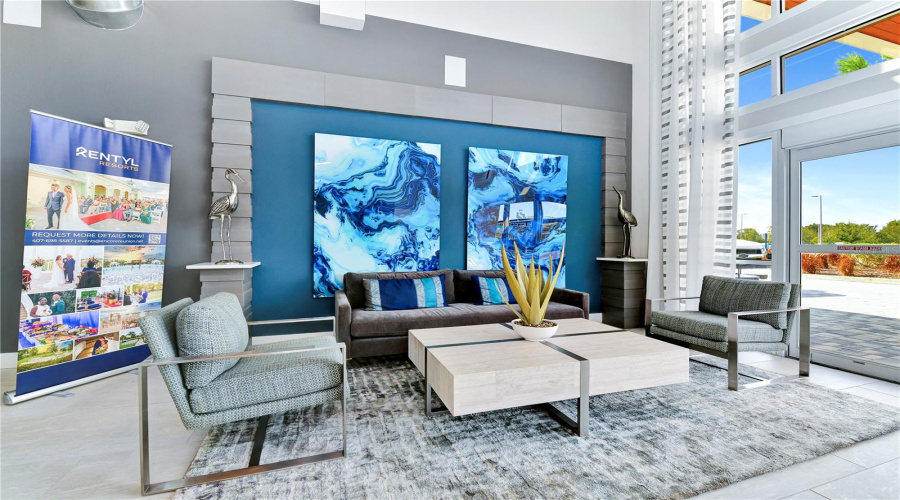 Clubhouse: Resort-style clubhouse