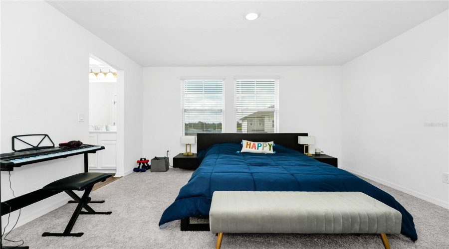DAVENPORT, Florida 33896, 3 Bedrooms Bedrooms, ,2 BathroomsBathrooms,Residential,For Sale,BENOI,MFRO6317537