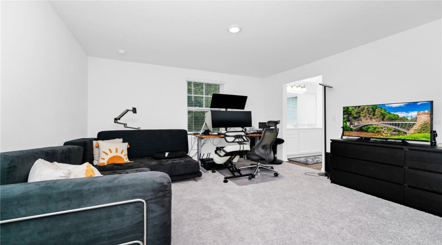 DAVENPORT, Florida 33896, 3 Bedrooms Bedrooms, ,2 BathroomsBathrooms,Residential,For Sale,BENOI,MFRO6317537