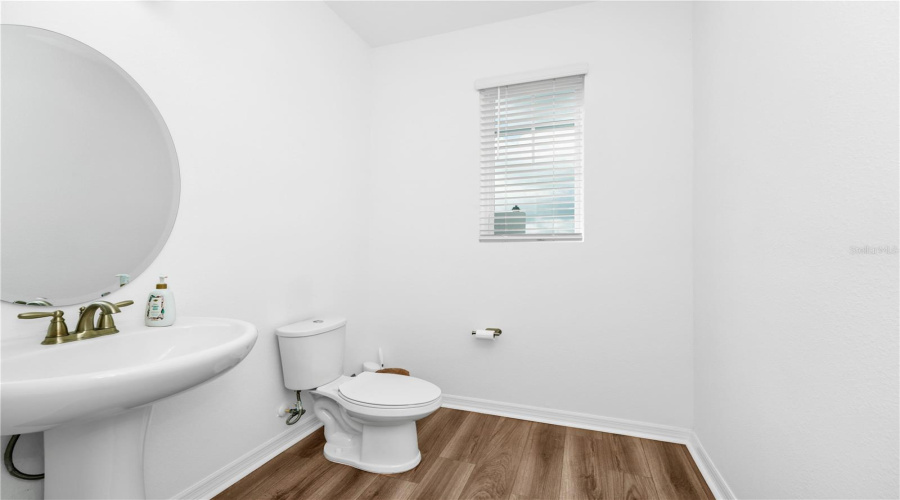 DAVENPORT, Florida 33896, 3 Bedrooms Bedrooms, ,2 BathroomsBathrooms,Residential,For Sale,BENOI,MFRO6317537