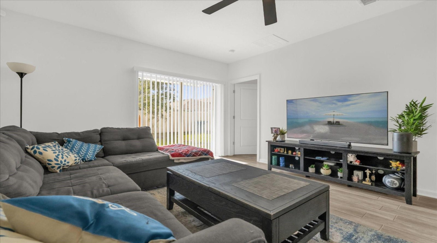 DAVENPORT, Florida 33837, 3 Bedrooms Bedrooms, ,2 BathroomsBathrooms,Residential,For Sale,JETT,MFRO6317042