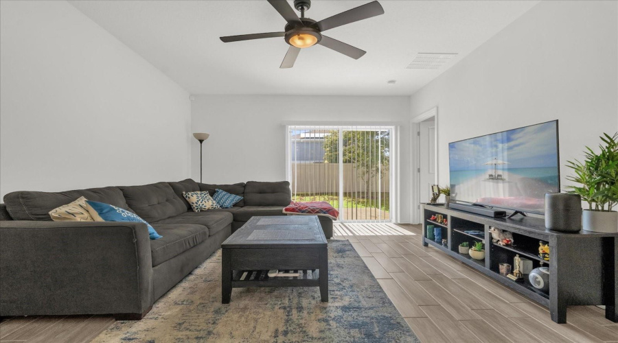 DAVENPORT, Florida 33837, 3 Bedrooms Bedrooms, ,2 BathroomsBathrooms,Residential,For Sale,JETT,MFRO6317042