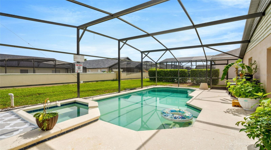 KISSIMMEE, Florida 34747, 4 Bedrooms Bedrooms, ,2 BathroomsBathrooms,Residential,For Sale,FAN PALM,MFRO6317015