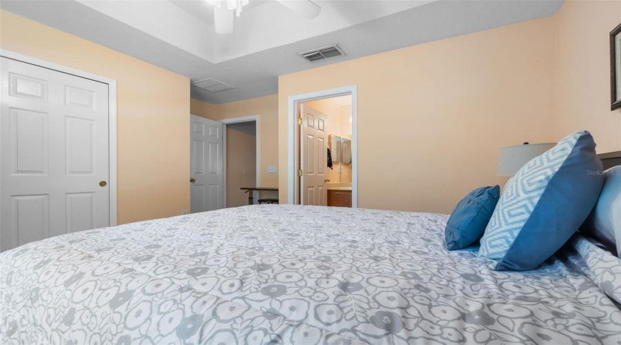KISSIMMEE, Florida 34747, 3 Bedrooms Bedrooms, ,3 BathroomsBathrooms,Residential,For Sale,LONG ISLAND,0,MFRO6316893