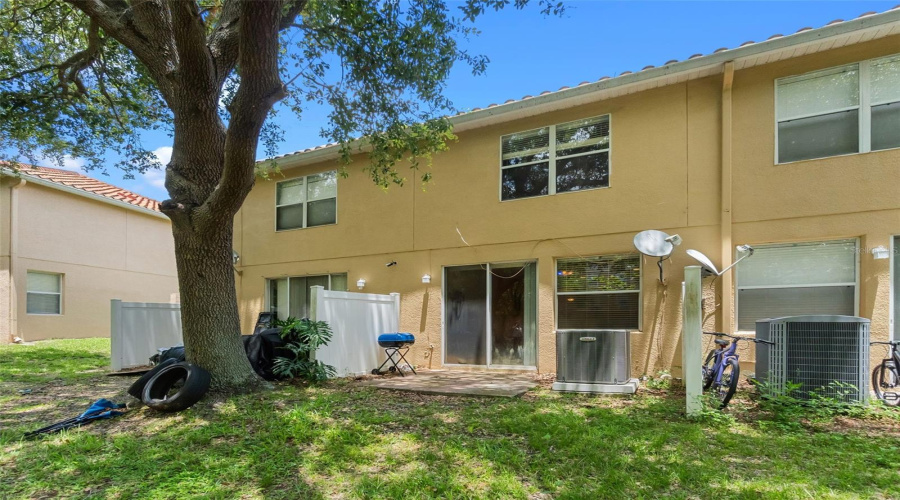 KISSIMMEE, Florida 34747, 3 Bedrooms Bedrooms, ,3 BathroomsBathrooms,Residential,For Sale,LONG ISLAND,0,MFRO6316893
