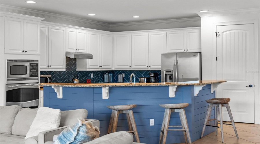 REUNION, Florida 34747, 5 Bedrooms Bedrooms, ,4 BathroomsBathrooms,Residential,For Sale,CASTLE PINES,0,MFRO6317053