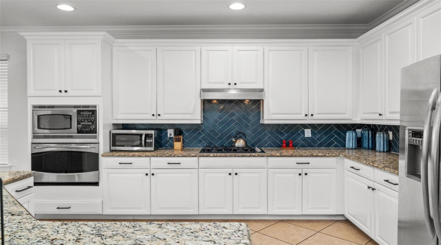 REUNION, Florida 34747, 5 Bedrooms Bedrooms, ,4 BathroomsBathrooms,Residential,For Sale,CASTLE PINES,0,MFRO6317053