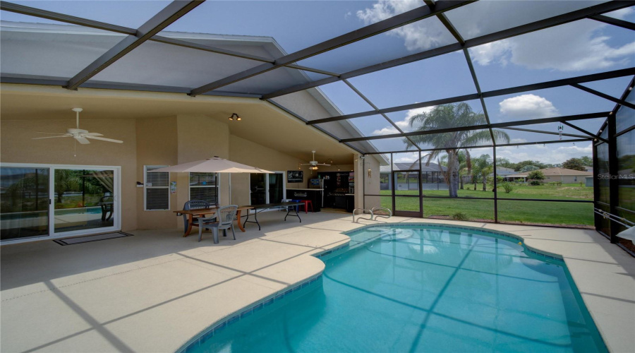 DAVENPORT, Florida 33897, 3 Bedrooms Bedrooms, ,3 BathroomsBathrooms,Residential,For Sale,OLD BRIDGE,0,MFRO6317241