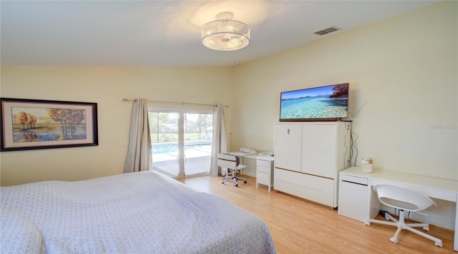 DAVENPORT, Florida 33897, 3 Bedrooms Bedrooms, ,3 BathroomsBathrooms,Residential,For Sale,OLD BRIDGE,0,MFRO6317241