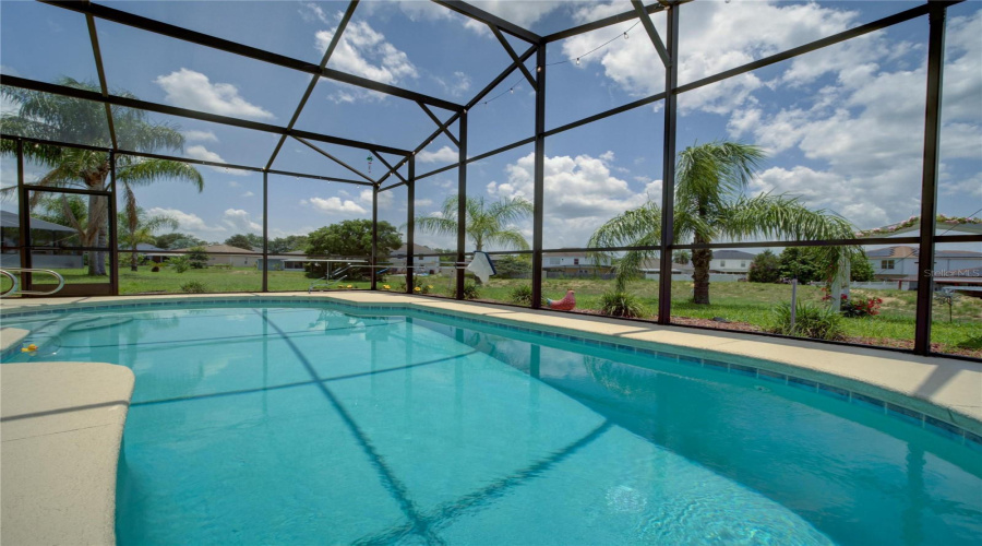 DAVENPORT, Florida 33897, 3 Bedrooms Bedrooms, ,3 BathroomsBathrooms,Residential,For Sale,OLD BRIDGE,0,MFRO6317241