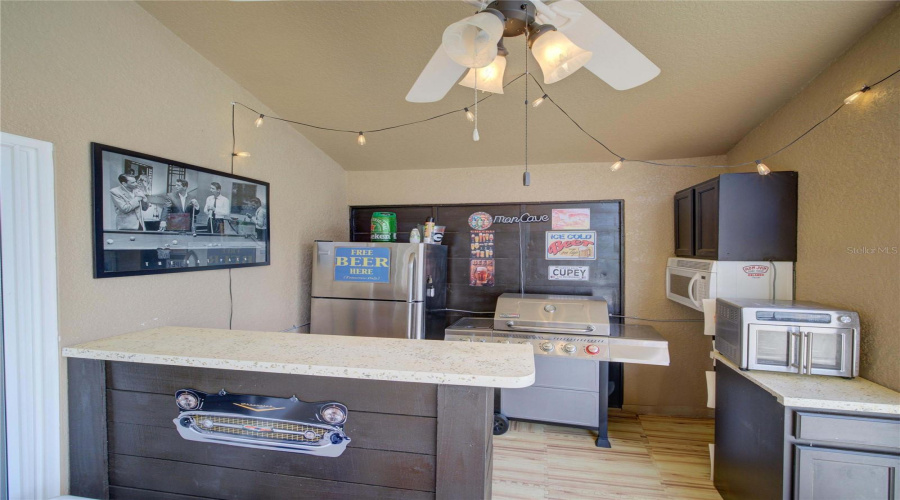 DAVENPORT, Florida 33897, 3 Bedrooms Bedrooms, ,3 BathroomsBathrooms,Residential,For Sale,OLD BRIDGE,0,MFRO6317241