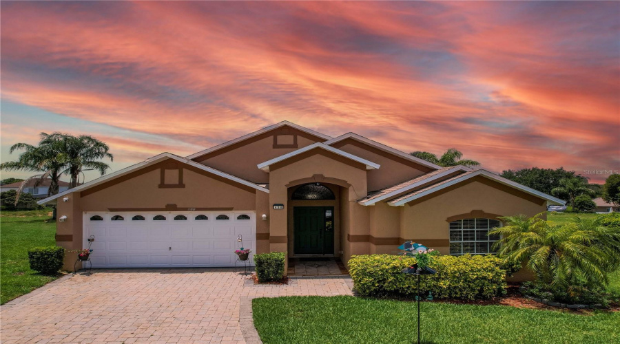 DAVENPORT, Florida 33897, 3 Bedrooms Bedrooms, ,3 BathroomsBathrooms,Residential,For Sale,OLD BRIDGE,0,MFRO6317241
