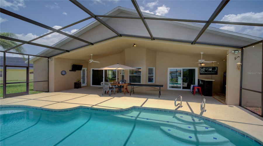 DAVENPORT, Florida 33897, 3 Bedrooms Bedrooms, ,3 BathroomsBathrooms,Residential,For Sale,OLD BRIDGE,0,MFRO6317241
