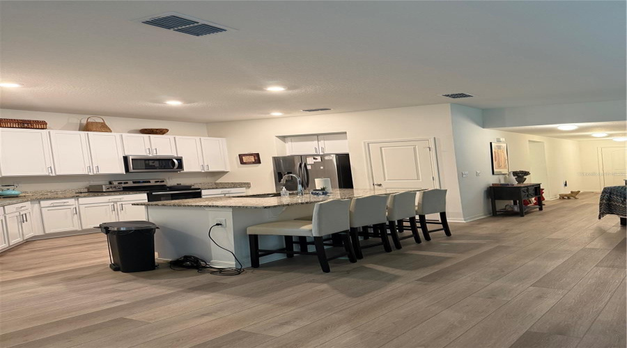 KISSIMMEE, Florida 34746, 4 Bedrooms Bedrooms, ,2 BathroomsBathrooms,Residential,For Sale,CASA DEL REY,MFRG5098200