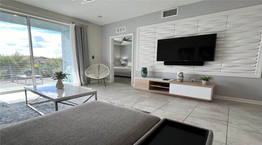 KISSIMMEE, Florida 34746, 2 Bedrooms Bedrooms, ,2 BathroomsBathrooms,Residential,For Sale,CLOCK TOWER,MFRO6317559