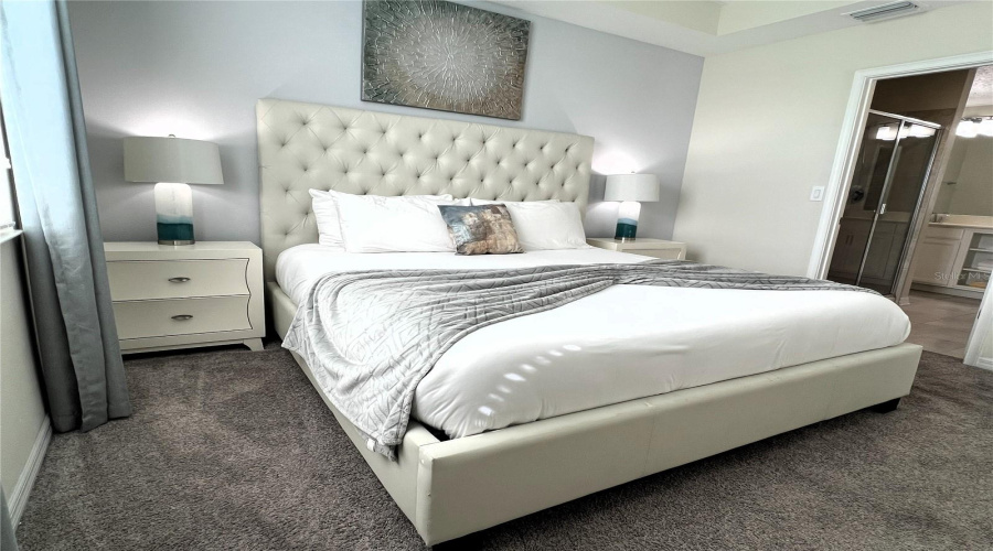KISSIMMEE, Florida 34746, 2 Bedrooms Bedrooms, ,2 BathroomsBathrooms,Residential,For Sale,CLOCK TOWER,MFRO6317559