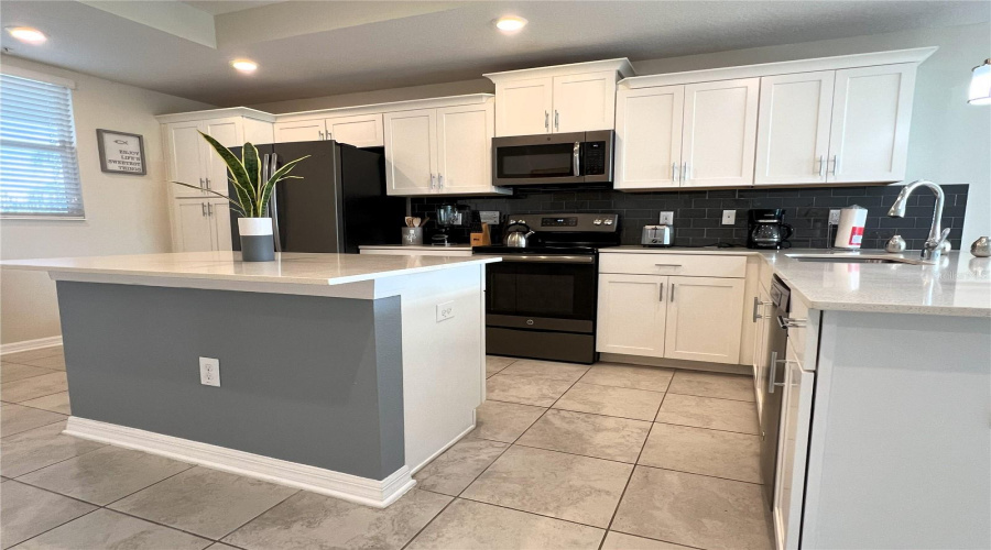KISSIMMEE, Florida 34746, 2 Bedrooms Bedrooms, ,2 BathroomsBathrooms,Residential,For Sale,CLOCK TOWER,MFRO6317559