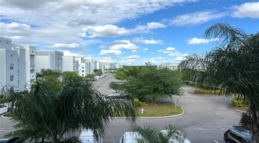 KISSIMMEE, Florida 34746, 2 Bedrooms Bedrooms, ,2 BathroomsBathrooms,Residential,For Sale,CLOCK TOWER,MFRO6317559