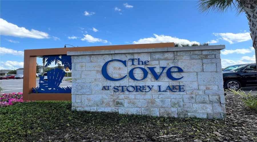 KISSIMMEE, Florida 34746, 2 Bedrooms Bedrooms, ,2 BathroomsBathrooms,Residential,For Sale,CLOCK TOWER,MFRO6317559