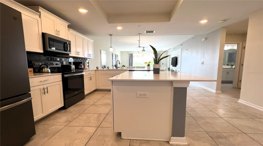 KISSIMMEE, Florida 34746, 2 Bedrooms Bedrooms, ,2 BathroomsBathrooms,Residential,For Sale,CLOCK TOWER,MFRO6317559