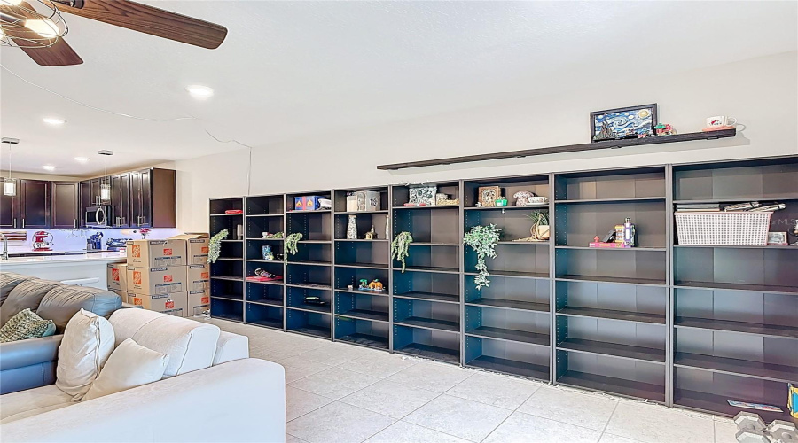 KISSIMMEE, Florida 34746, 3 Bedrooms Bedrooms, ,2 BathroomsBathrooms,Residential,For Sale,CORAL CASTLE,MFRS5128664