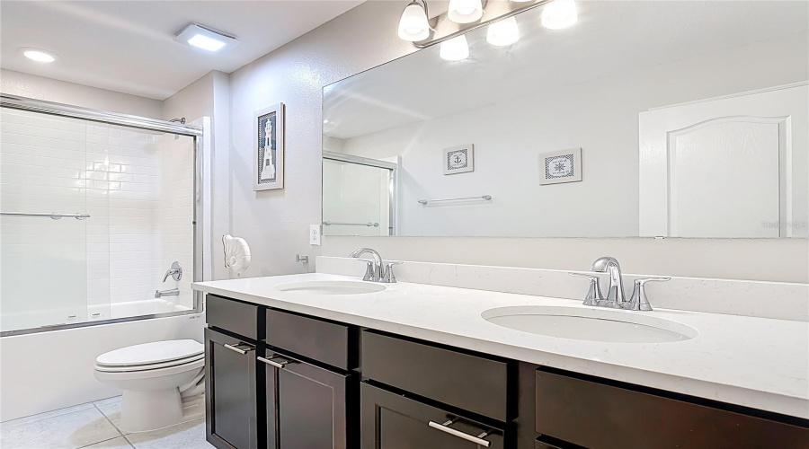 KISSIMMEE, Florida 34746, 3 Bedrooms Bedrooms, ,2 BathroomsBathrooms,Residential,For Sale,CORAL CASTLE,MFRS5128664