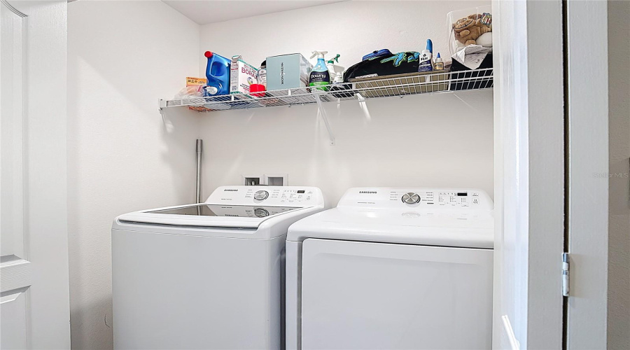 KISSIMMEE, Florida 34746, 3 Bedrooms Bedrooms, ,2 BathroomsBathrooms,Residential,For Sale,CORAL CASTLE,MFRS5128664