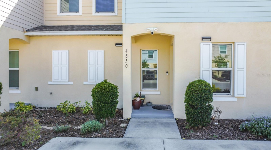KISSIMMEE, Florida 34746, 3 Bedrooms Bedrooms, ,2 BathroomsBathrooms,Residential,For Sale,CORAL CASTLE,MFRS5128664