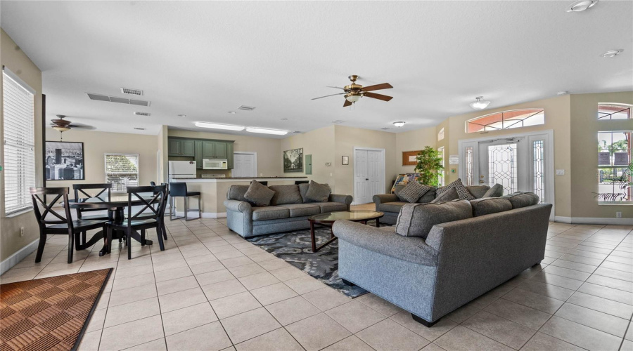 KISSIMMEE, Florida 34746, 3 Bedrooms Bedrooms, ,2 BathroomsBathrooms,Residential,For Sale,CORAL CASTLE,MFRS5128664
