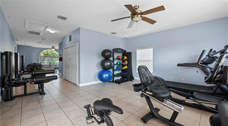 KISSIMMEE, Florida 34746, 3 Bedrooms Bedrooms, ,2 BathroomsBathrooms,Residential,For Sale,CORAL CASTLE,MFRS5128664
