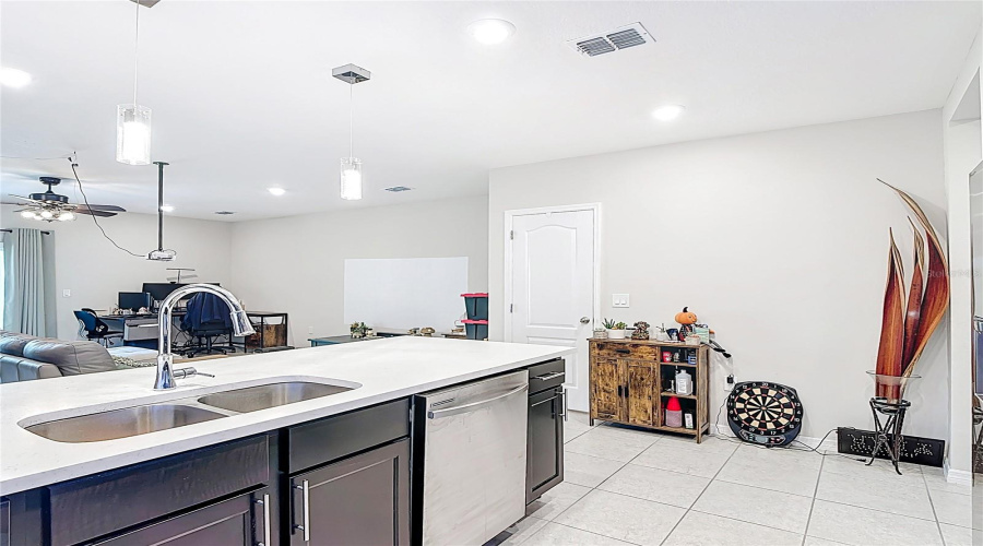 KISSIMMEE, Florida 34746, 3 Bedrooms Bedrooms, ,2 BathroomsBathrooms,Residential,For Sale,CORAL CASTLE,MFRS5128664