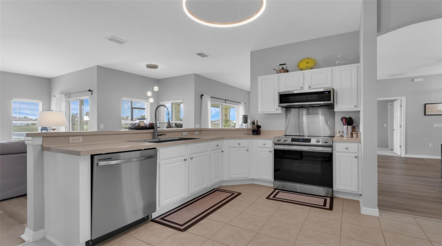 KISSIMMEE, Florida 34746, 3 Bedrooms Bedrooms, ,2 BathroomsBathrooms,Residential,For Sale,NORTHWOODS,0,MFRS5128786