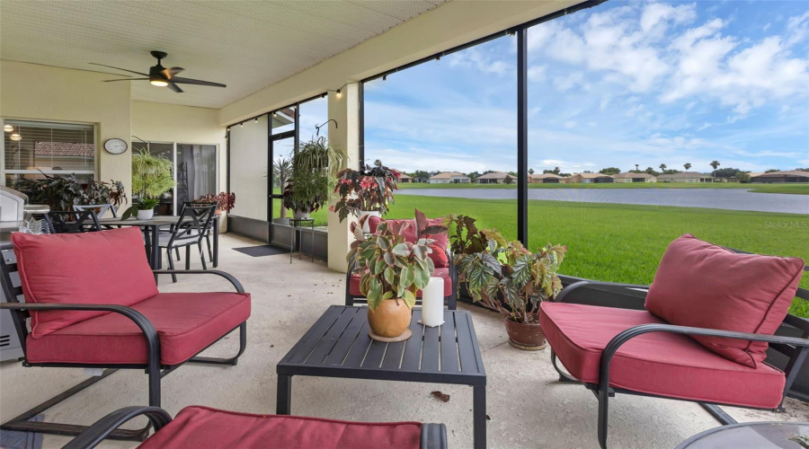 Access to Lake Toho, and buildable boat dock.