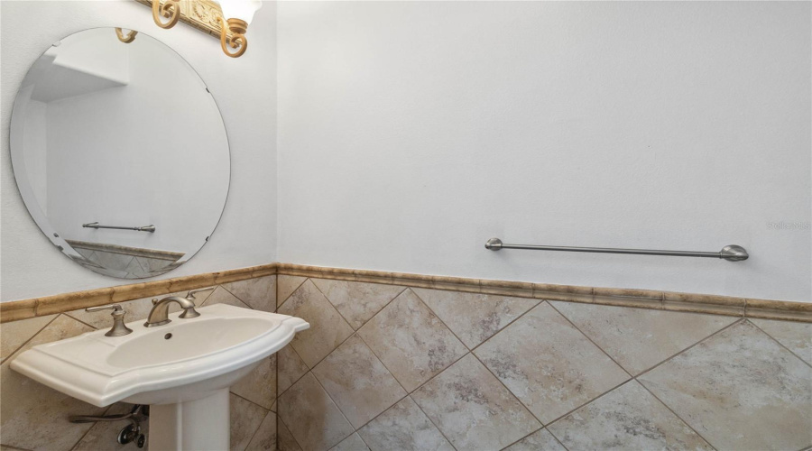 DAVENPORT, Florida 33837, 4 Bedrooms Bedrooms, ,2 BathroomsBathrooms,Residential,For Sale,HARRISWOOD,MFRO6317558