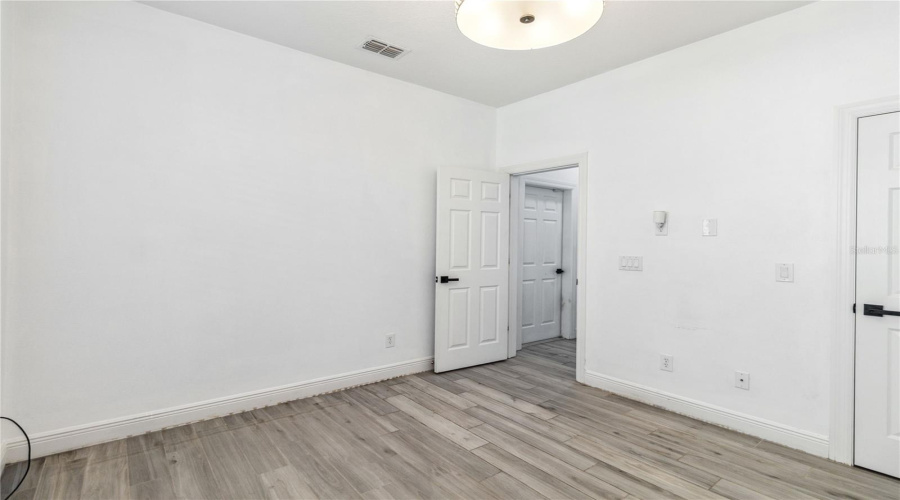 DAVENPORT, Florida 33837, 4 Bedrooms Bedrooms, ,2 BathroomsBathrooms,Residential,For Sale,HARRISWOOD,MFRO6317558