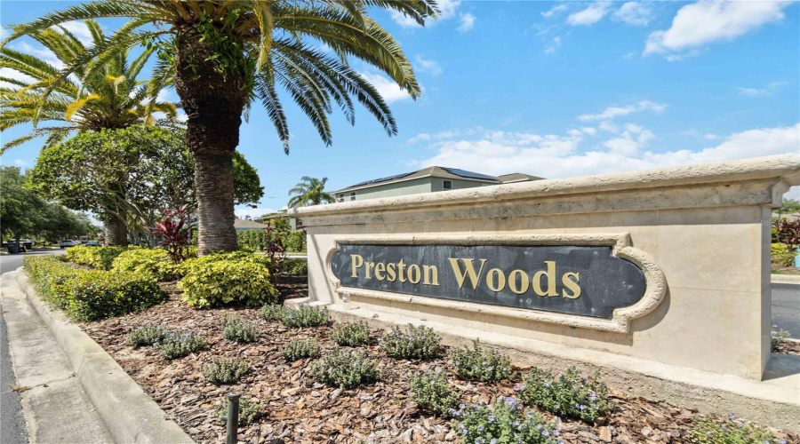 DAVENPORT, Florida 33837, 4 Bedrooms Bedrooms, ,2 BathroomsBathrooms,Residential,For Sale,HARRISWOOD,MFRO6317558