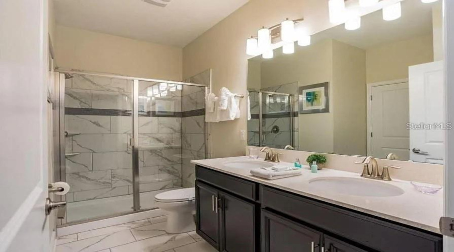 DAVENPORT, Florida 33896, 8 Bedrooms Bedrooms, ,5 BathroomsBathrooms,Residential,For Sale,PLUNKER,MFRO6308449
