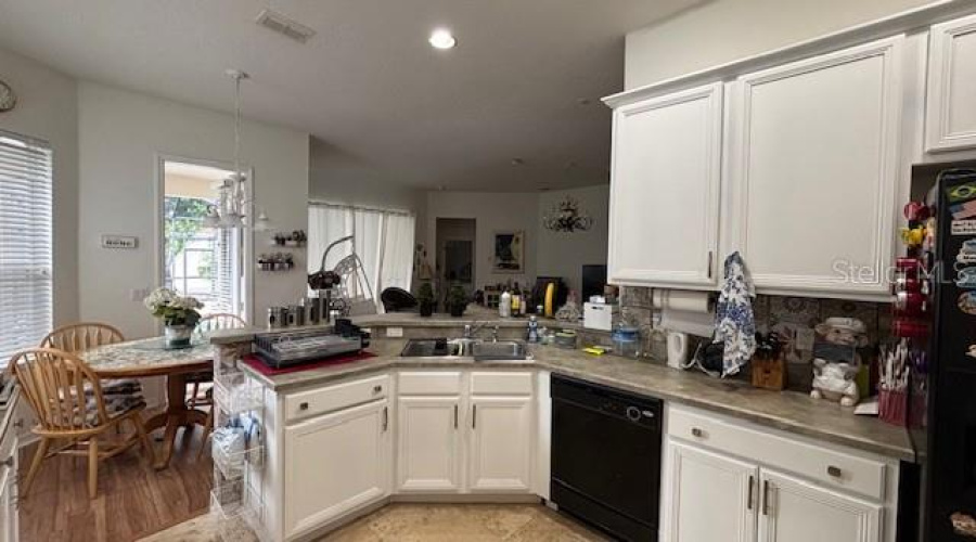 REUNION, Florida 34747, 4 Bedrooms Bedrooms, ,2 BathroomsBathrooms,Residential,For Sale,DEVEREAUX,MFRO6302262