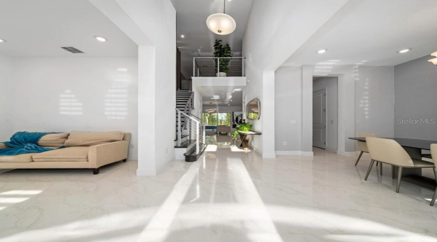 ORLANDO, Florida 32836, 5 Bedrooms Bedrooms, ,4 BathroomsBathrooms,Residential,For Sale,LUDINGTON,MFRO6315989