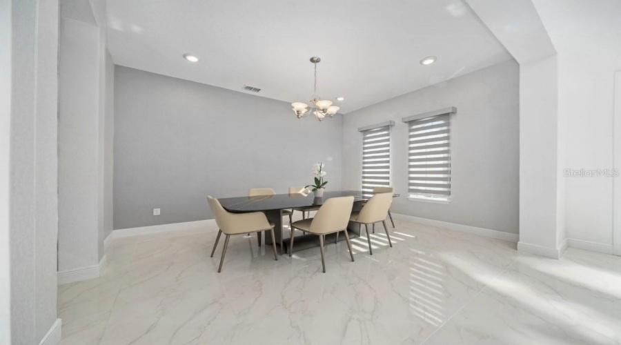 ORLANDO, Florida 32836, 5 Bedrooms Bedrooms, ,4 BathroomsBathrooms,Residential,For Sale,LUDINGTON,MFRO6315989