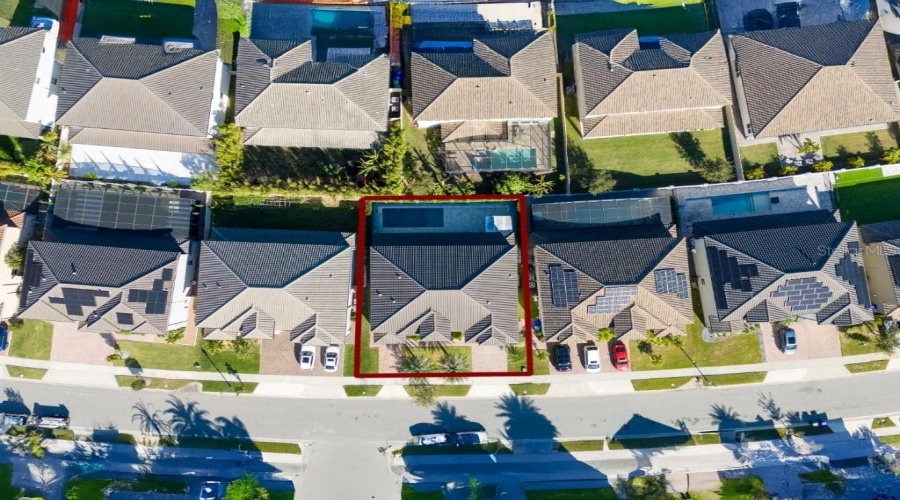 ORLANDO, Florida 32836, 5 Bedrooms Bedrooms, ,4 BathroomsBathrooms,Residential,For Sale,LUDINGTON,MFRO6315989