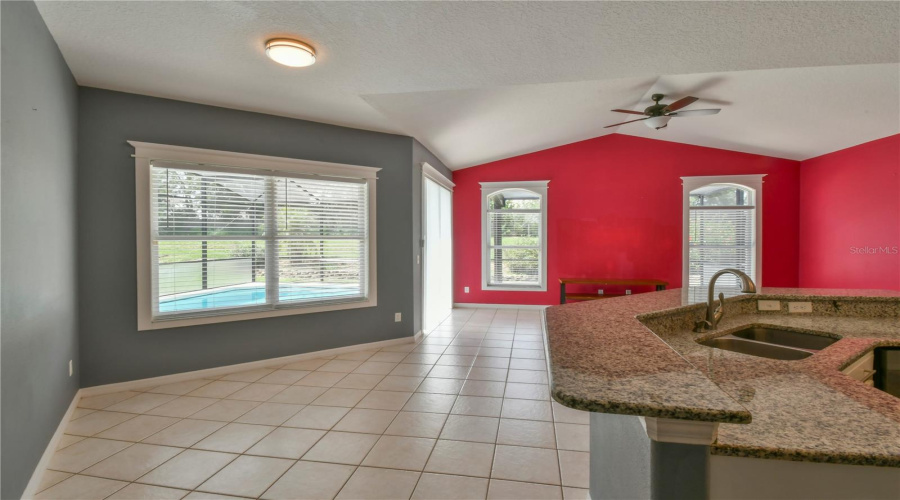 DAVENPORT, Florida 33897, 5 Bedrooms Bedrooms, ,3 BathroomsBathrooms,Residential,For Sale,CORVINA,0,MFRO6316601